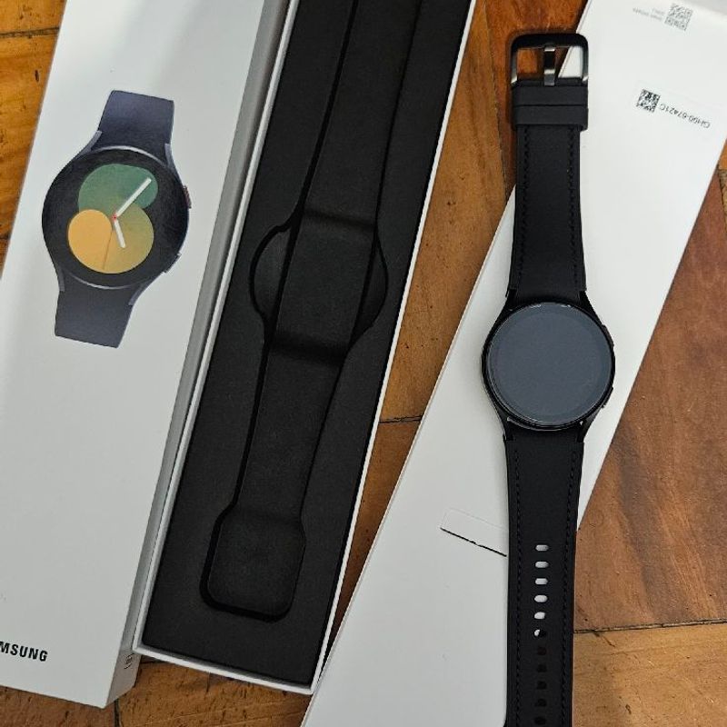 Samsung Galaxy store Watch 5 40mm