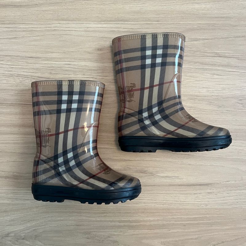 Galocha Burberry Cal ado Infantil para Meninas Burberry Usado 90928282 enjoei