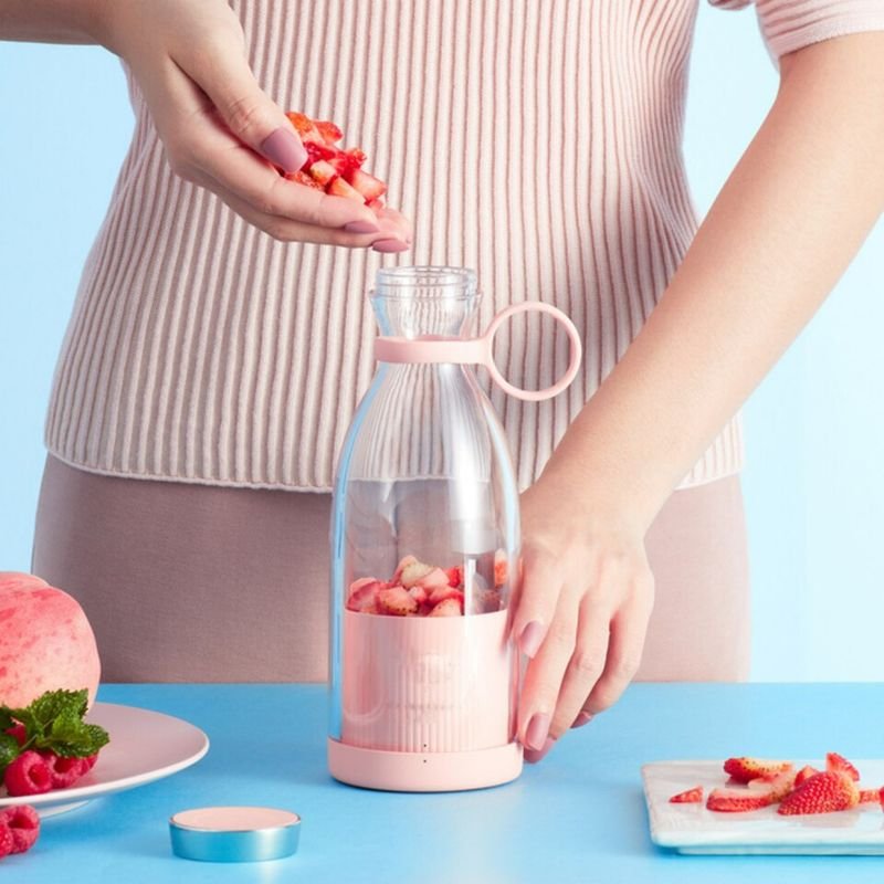 Garrafa Mixer Portátil Mini Juicer Smoothie Recarregável | Móvel de Cozinha  Nunca Usado 87787796 | enjoei