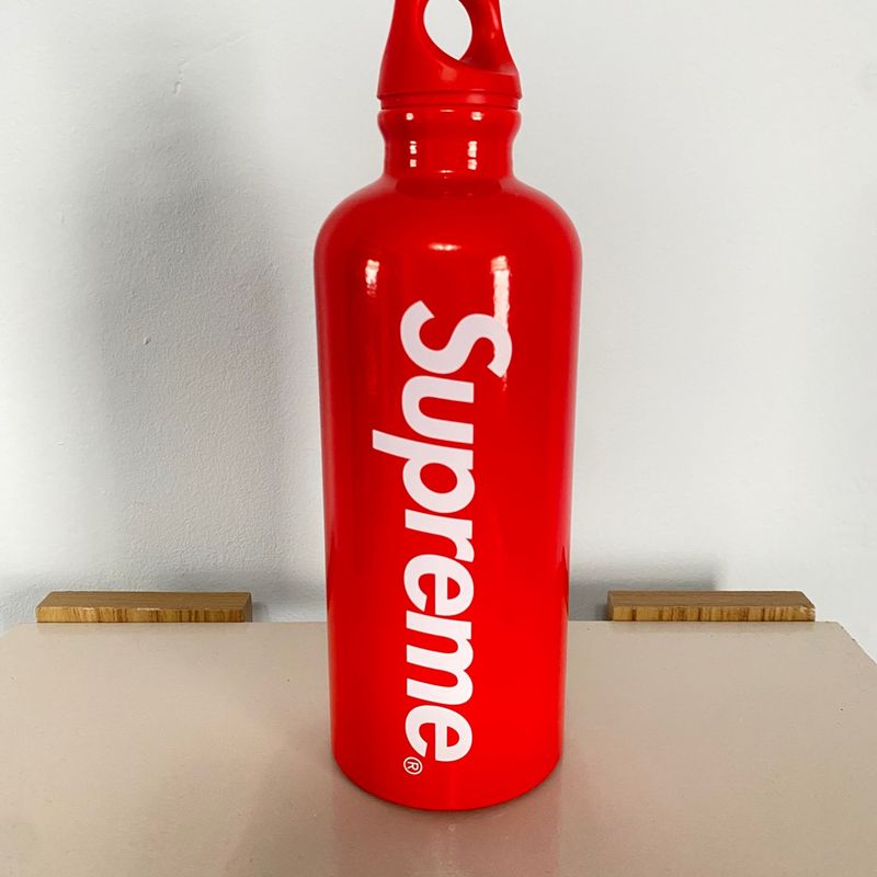 Garrafa Supreme X Sigg Traveller | Supreme Nunca Usado 91167655