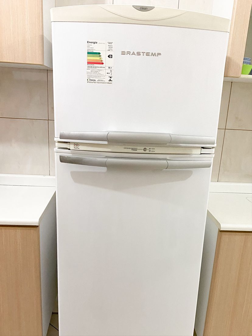 Geladeira Brastemp Frost Free Duplex Clean Brm b Litros Móvel de Cozinha Brastemp Usado