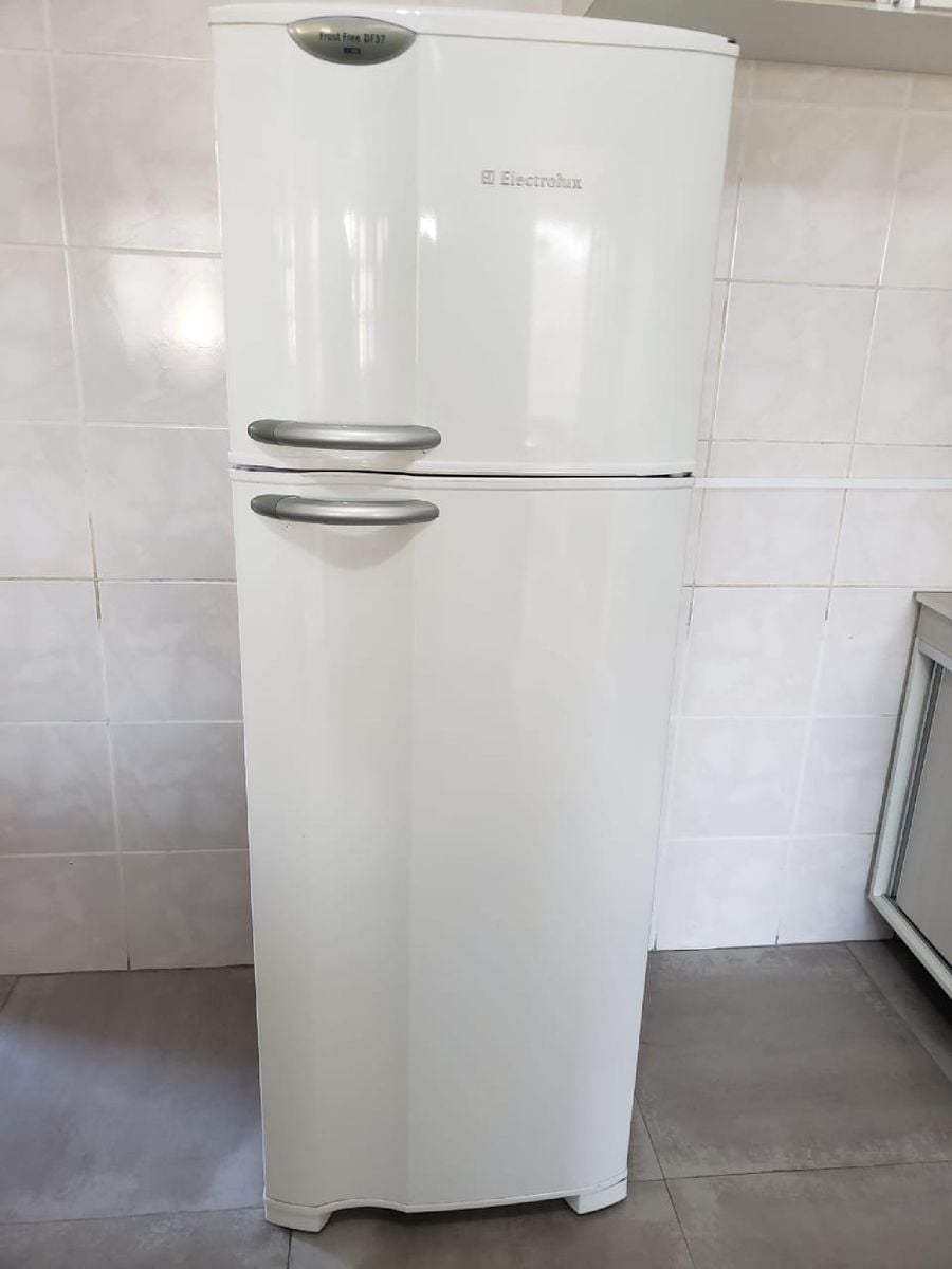 Geladeira Electrolux Branca Df37 346l | Eletrodoméstico Electrolux ...