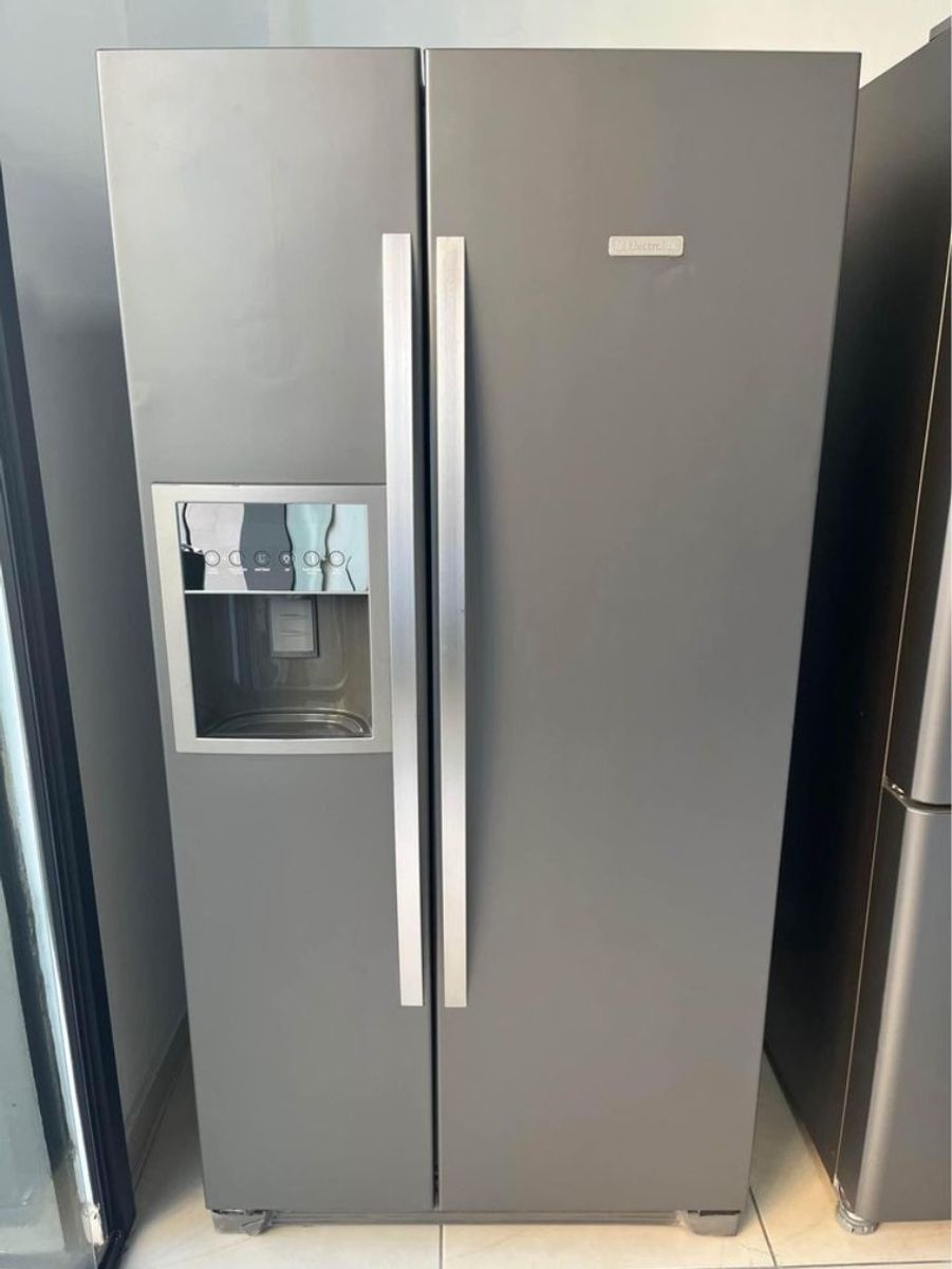 Geladeira/refrigerador Frost Free Electrolux Side By Side Inox 504l