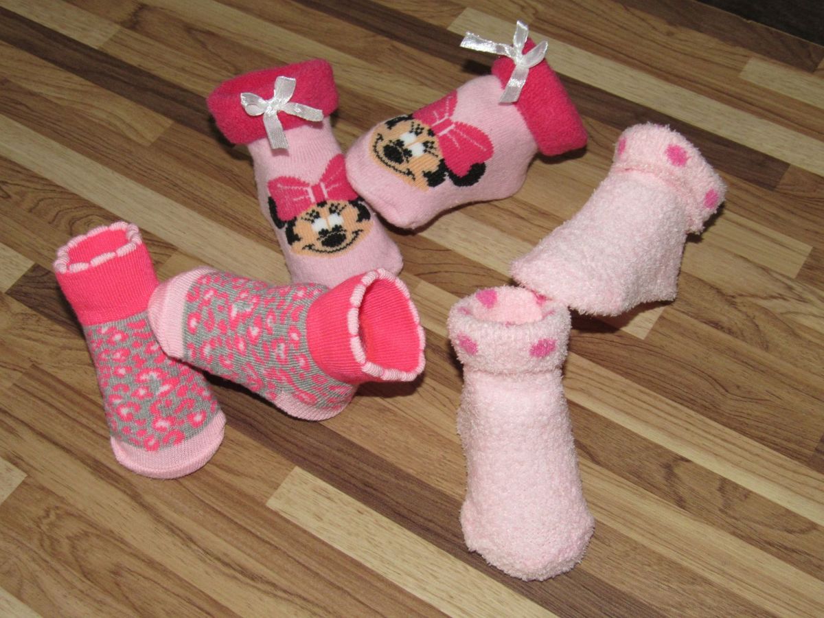 gerber - kit 3 pares de meias todas com detalhes para bebê 0-3 meses importado - bebê gerber