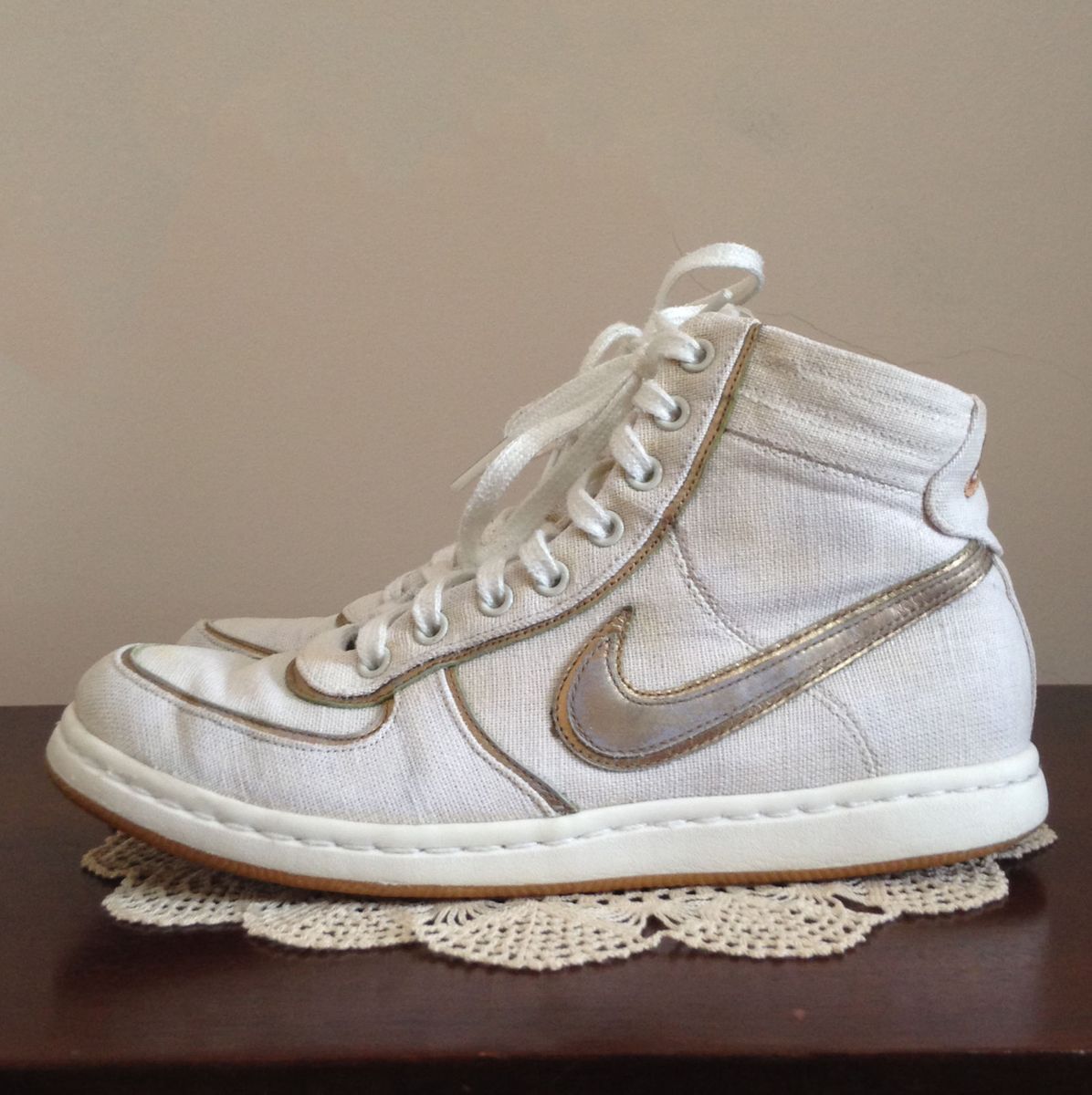 boot tenis feminino nike