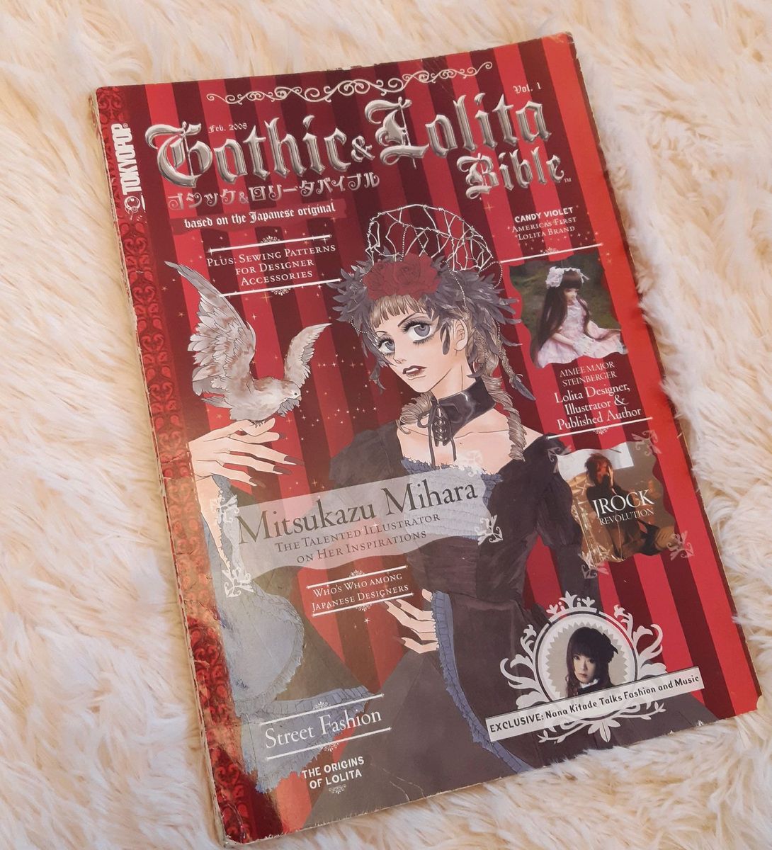 Gothic Lolita Bible em Inglês Vol 1 | Livro Tokyopop Usado