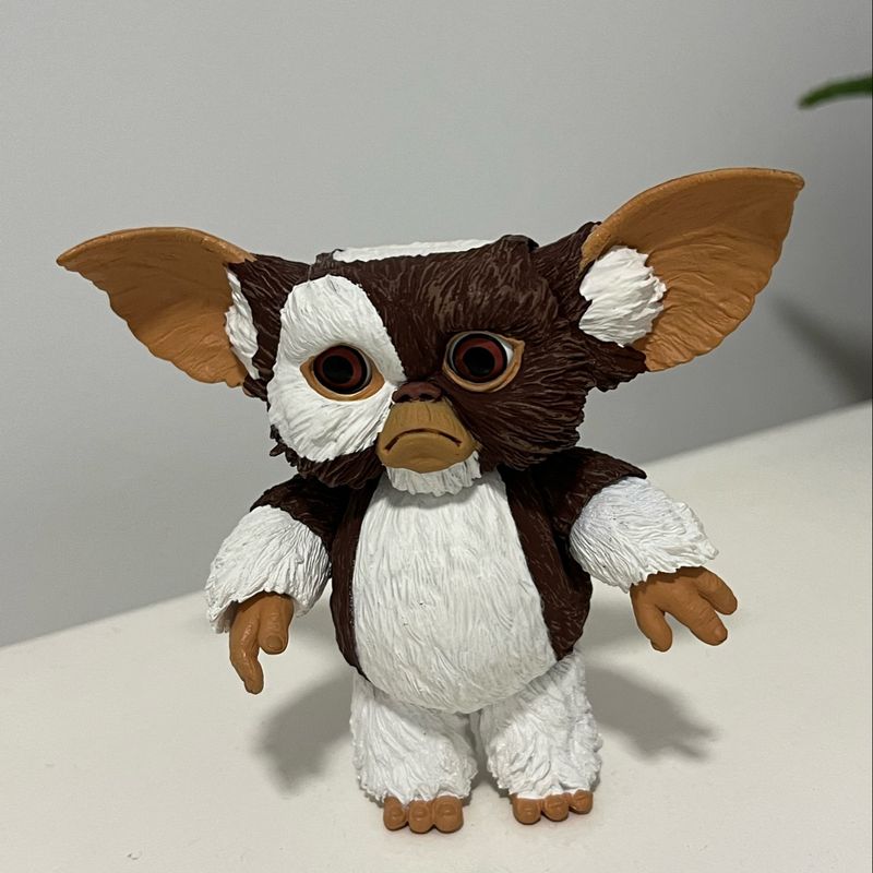 Neca gizmo hot sale plush