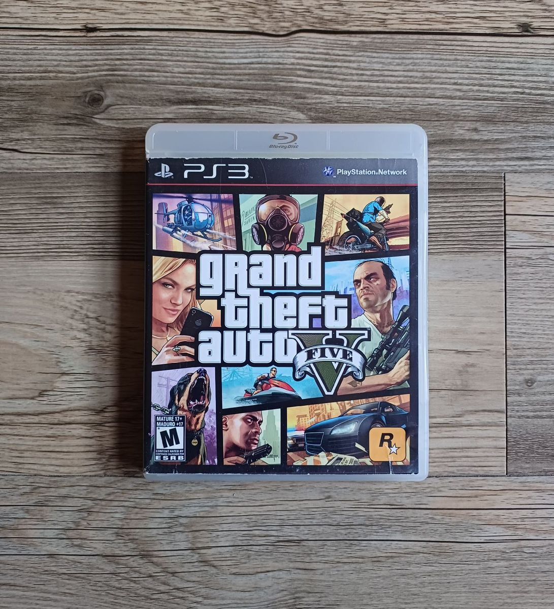 Jogo de PS3 GTA V em perfeito estado de conservação com mapa