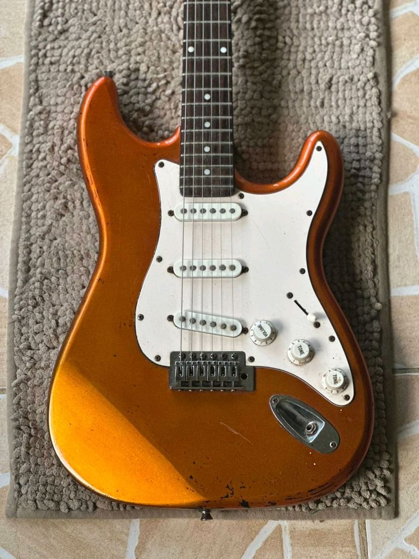 Guitarra Condor Strato Laranja | Item de Música Condor Usado 138078739 ...