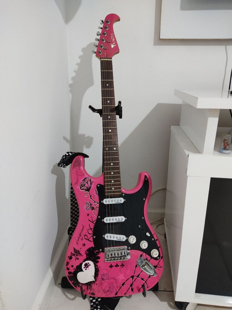 Guitarra Eagle Rosa Strato Rock | Item de Música Eagle Usado 80266431 ...