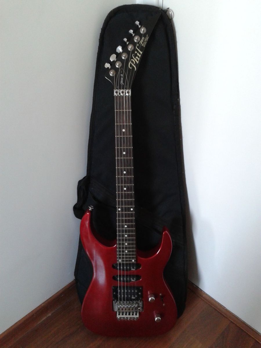 Guitarra Phil Pro e Pedaleira Zoom 606 | Item de Música Phil E Zoom ...