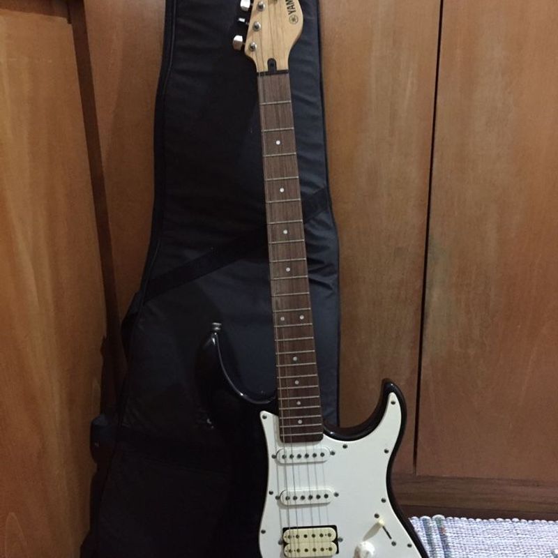 Guitarra Yamaha Eg 112 (Raridade) | Item de Música Guitarra