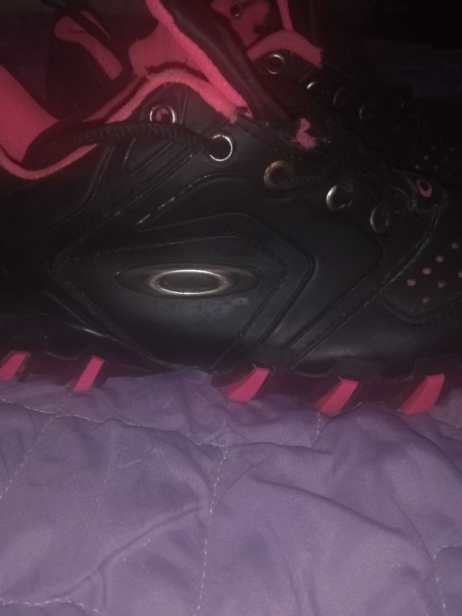 tenis da oakley feminino rosa