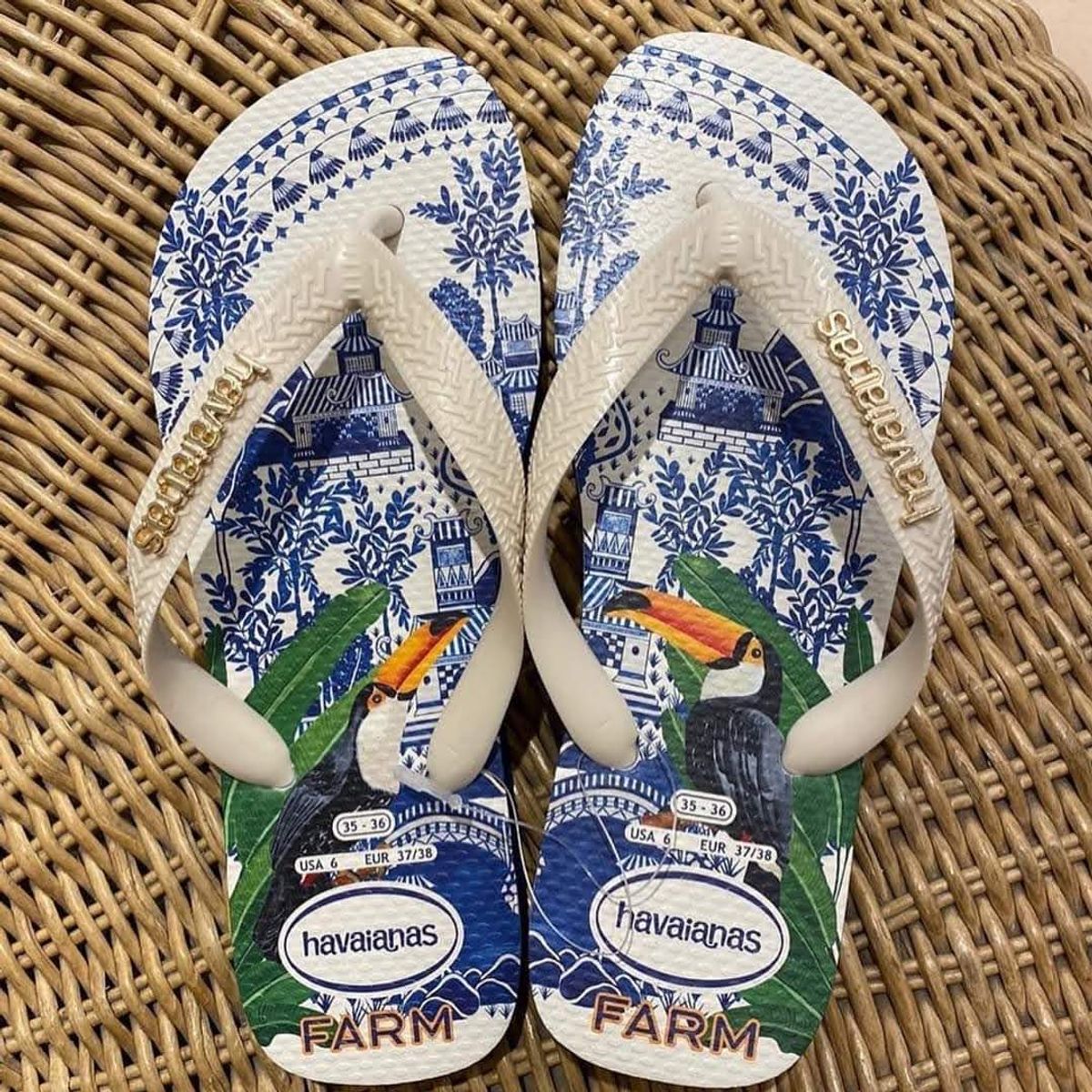 Havaianas Azulejo Macau Farm Sand Lia Feminina Farm Nunca Usado Enjoei