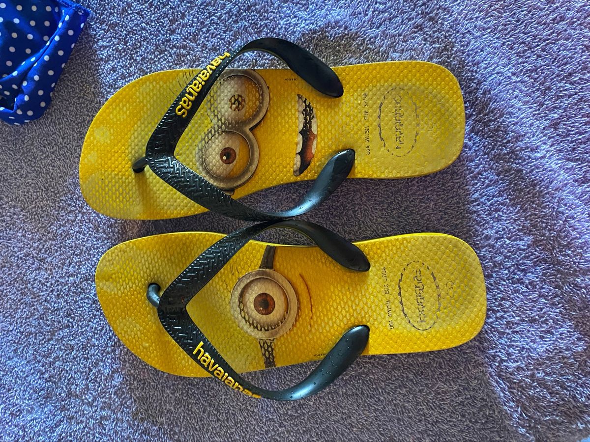 Havaianas best sale minions feminina