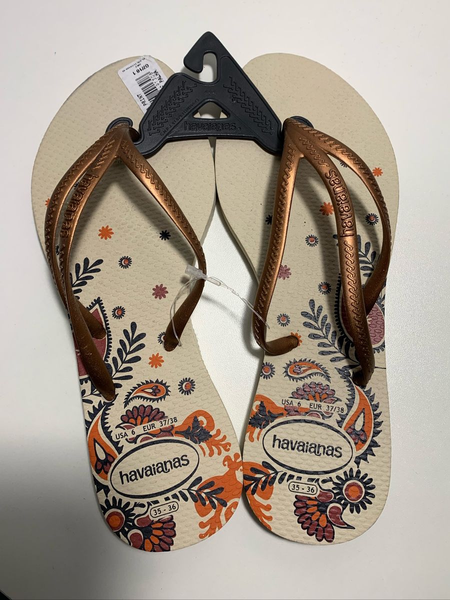 havaianas in trinoma