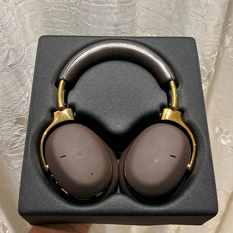 Headphone Montblanc Mb01 Marrom | Montblanc Usado 112579077 | enjoei