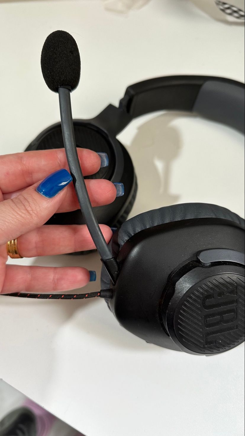 Headset Gamer Jbl Quantum 100, Drivers 40mm, Preto Item Info & Eletro