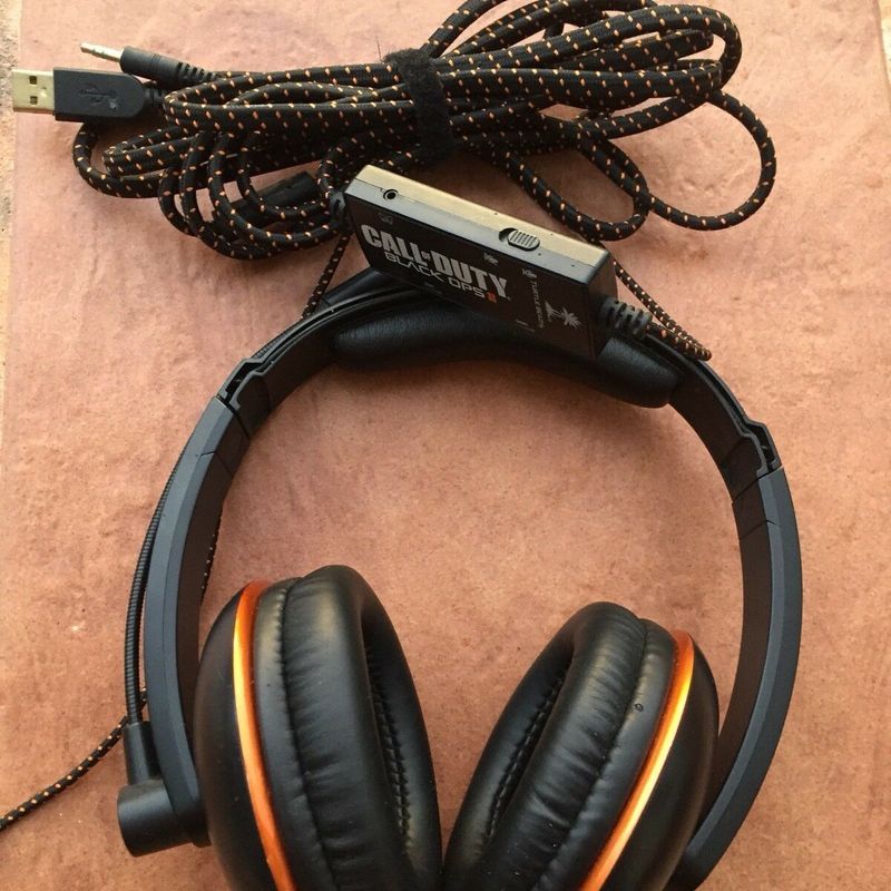 Turtle beach kilo black best sale ops 2
