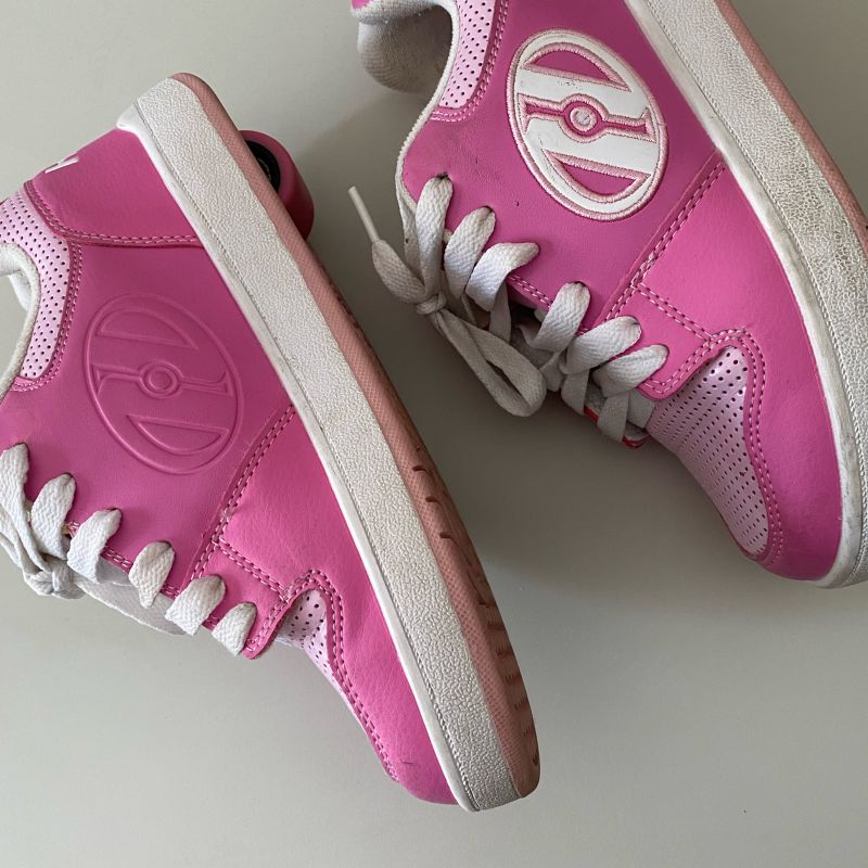 Tenis heelys store com 2 rodinhas