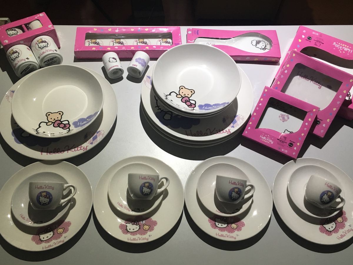 Hello Kitty Porlenana Kit | Produto Feminino Hello-Kitty Nunca