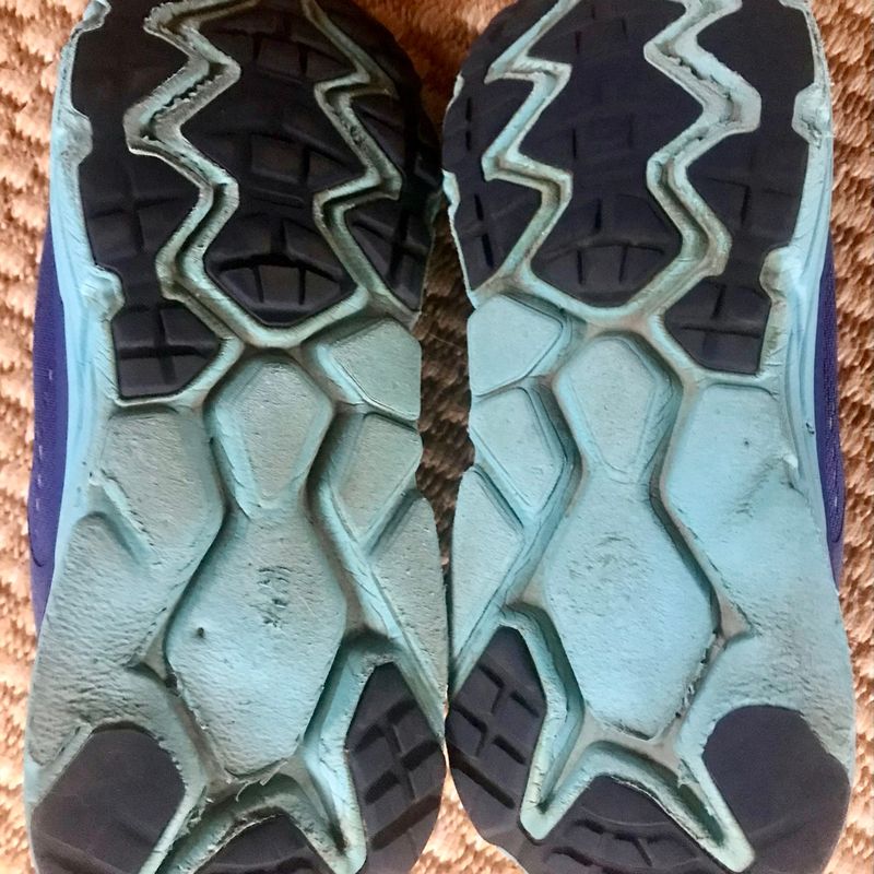 Hoka One One Challenger Atr6 Azul com Cadarcos Novos Decathlon Higienizado. Otimo para Caminhadas Hoka Usado 105950443 enjoei