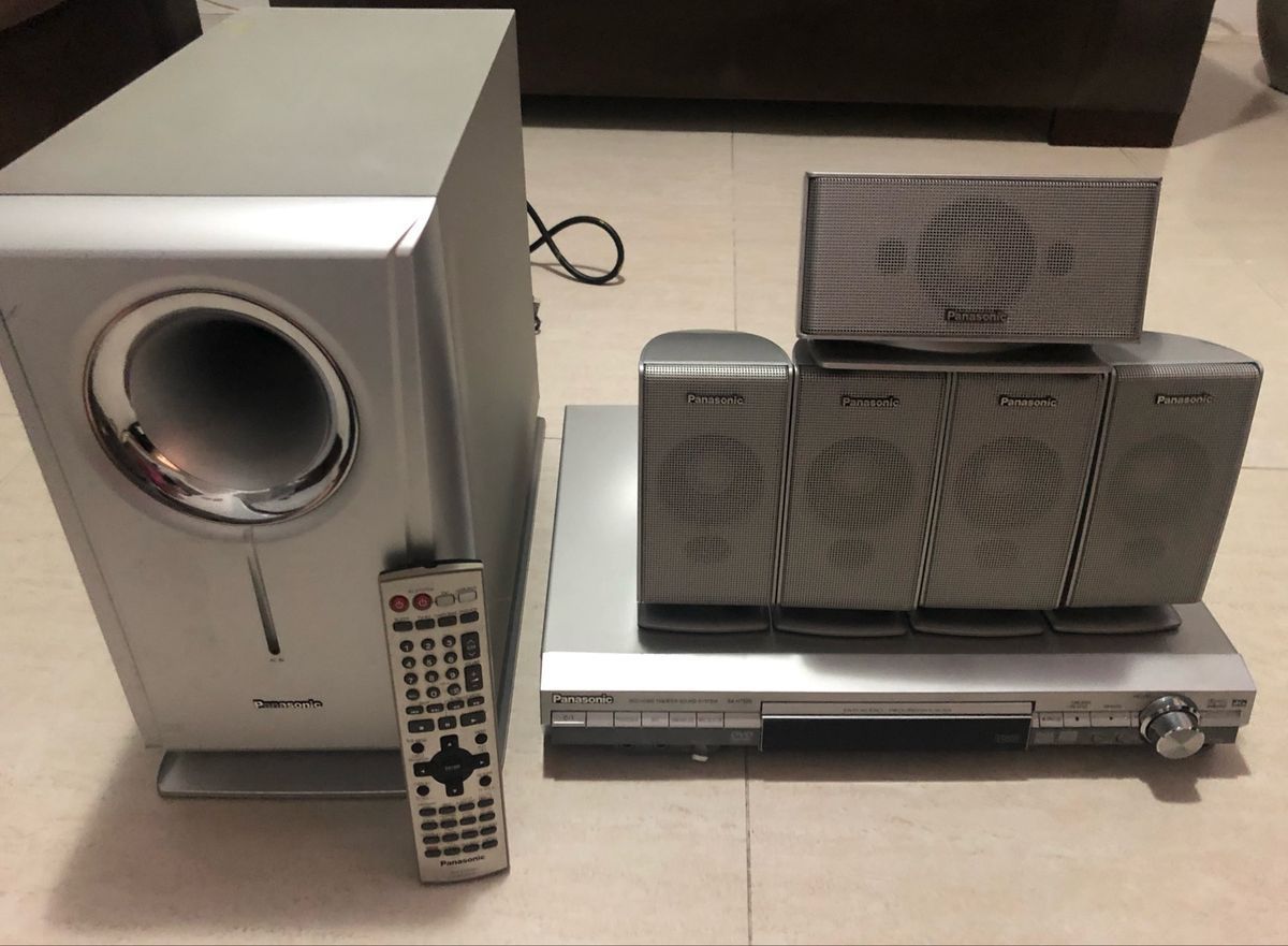 Home Theater Panasonic Scht 520 com Subwoofer e 5 Caixas de Som Item de Música Panasonic
