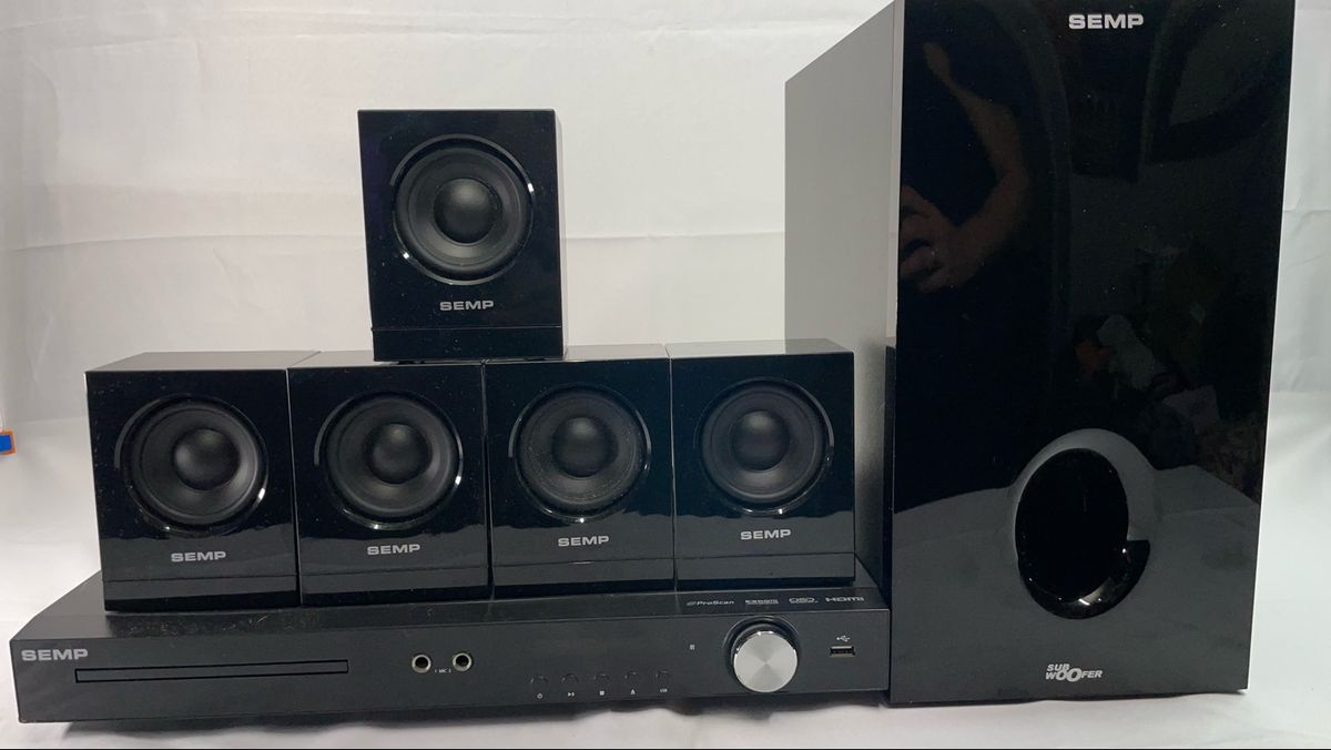 Home Theater Semp Toshiba com Dvd 300w Rms 5.1 Canais Conexão Hdmi