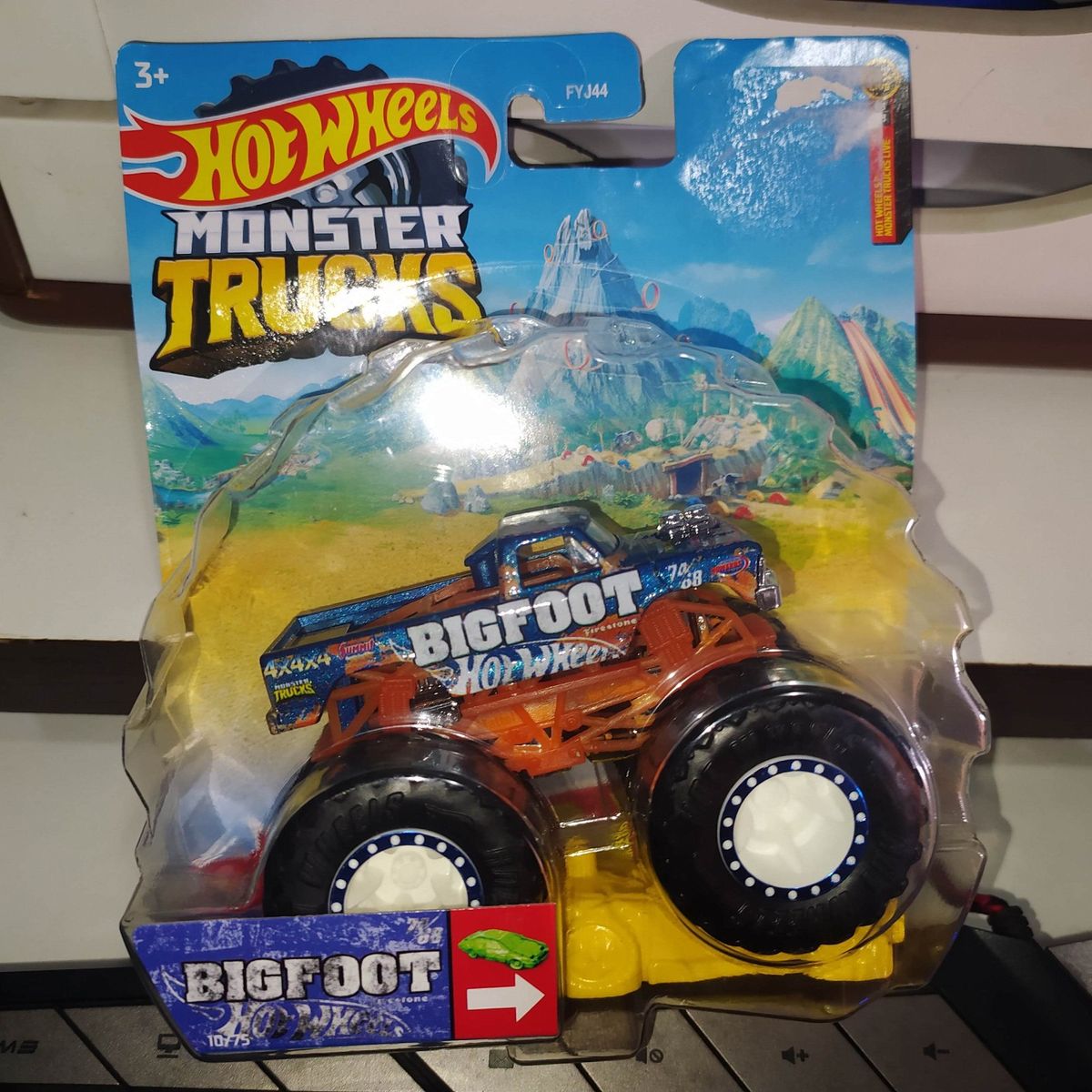 hot-wheels-monster-trucks-1-64-bigfoot-hhg72-leon-filme-e-s-rie