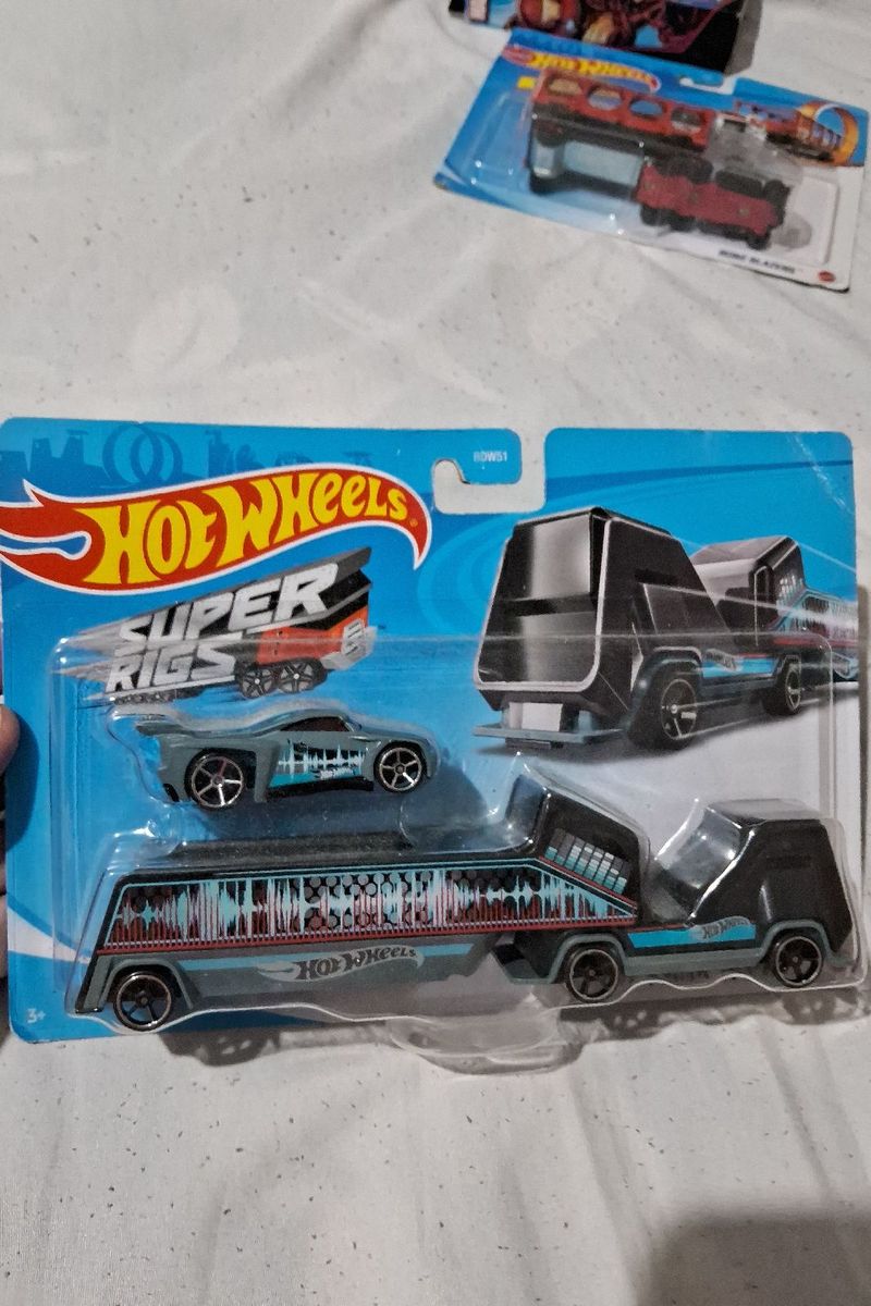 Caminhão de Transporte Hot Wheels com Carrinho - Super Rigs