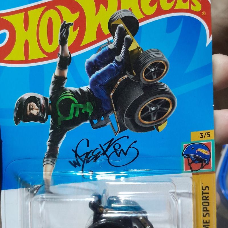 Hot Wheels - Wheelie Chair - Aaron Wheelz Fotheringham - Htd18