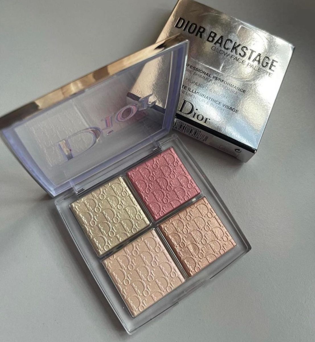 人気メーカー・ブランド 【新品未開封】Dior Glow Palette 004 Face フェイスカラー