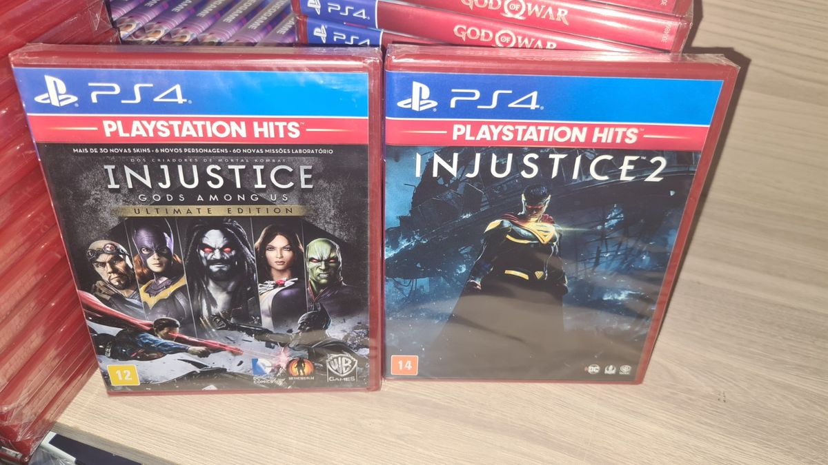 Injustice: Gods Among Us Injustice Ultimate Edition Warner Bros. PS4 Físico