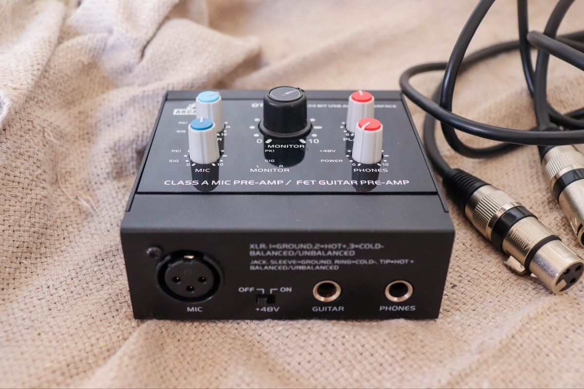 Interface de Áudio Arcano Ot1 Item de Música Arcano Usado 82821155