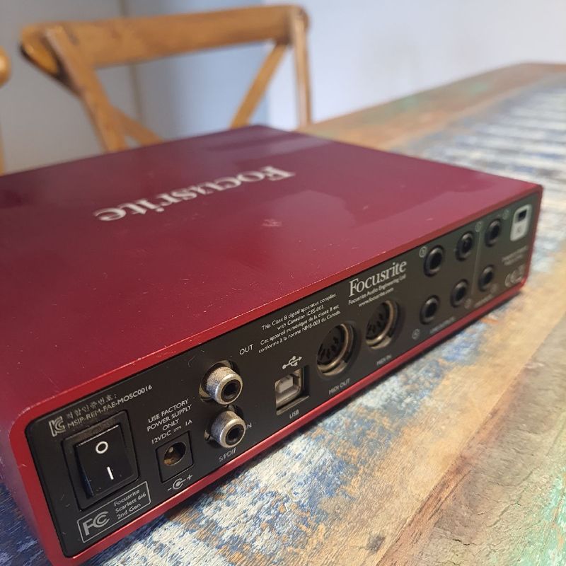 Interface Focusrite Scarlett 6i6 (2nd Gen) | Focusrite Usado