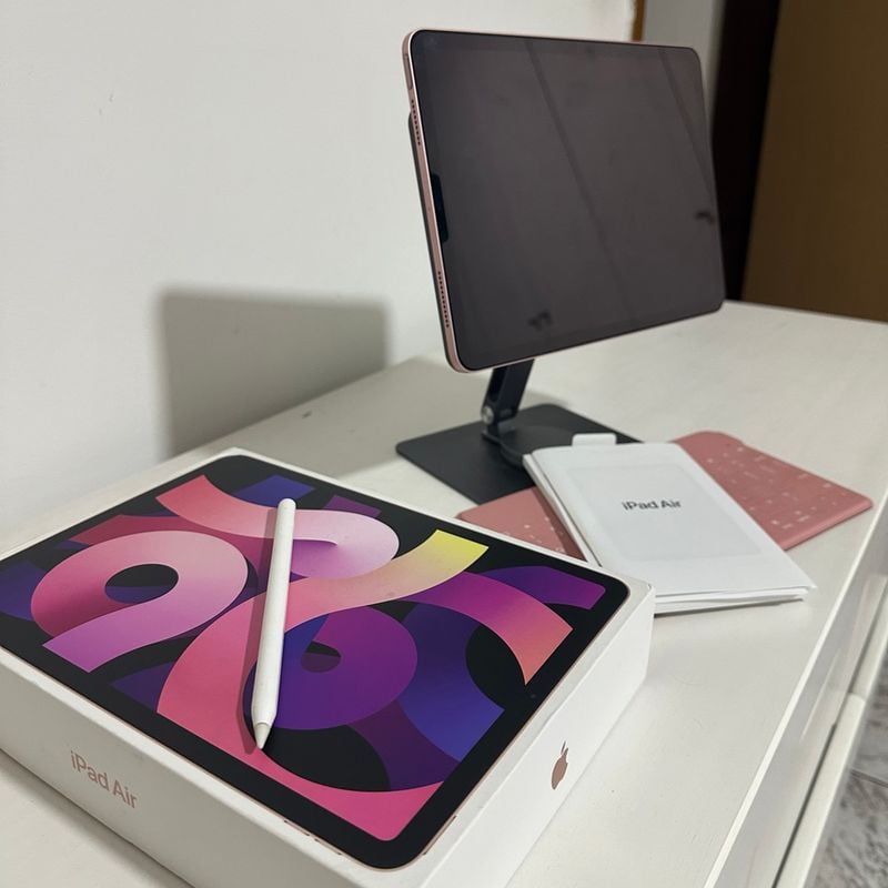 れ*様 iPad Air 4 256GB / Keyboard / Pencil IPad Air 4 256 gb + Apple Pencil original + keyboard - Tablets e E