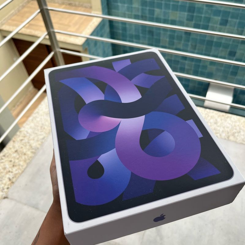 Apple iPad Air（第5世代/2022） Wi-Fi64GB パープル iPad Air Wi-Fi 64GB - パープル（第5世代）[整備済製品] - Apple（日本）