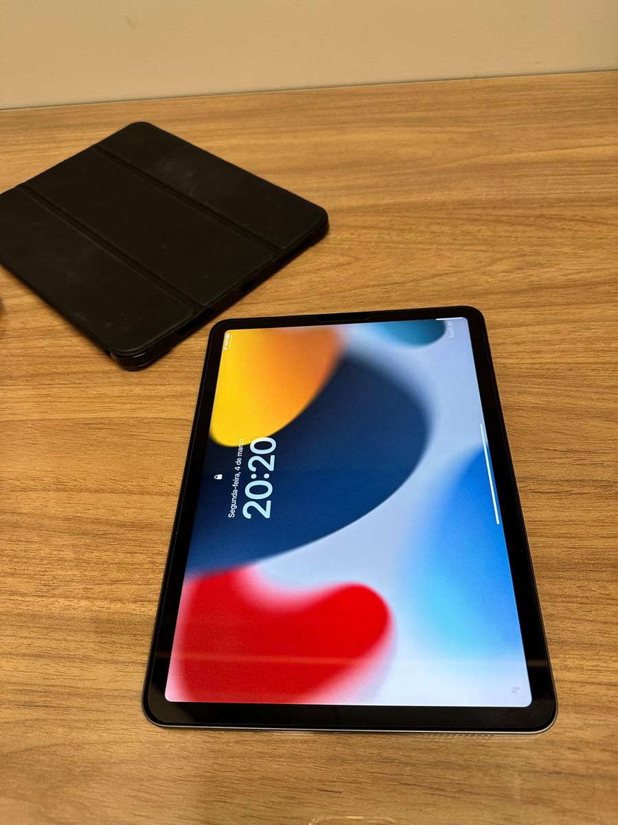 iPad Apple Air 5 Azul 64GB - À vista R$3.999,90