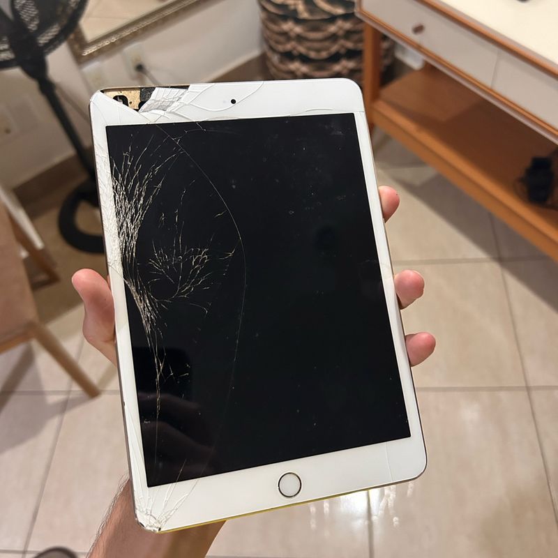 iPad本体 iPad mini3 64GB アップル、指紋認証センサーを搭載した「iPad mini 3」 - 価格.com