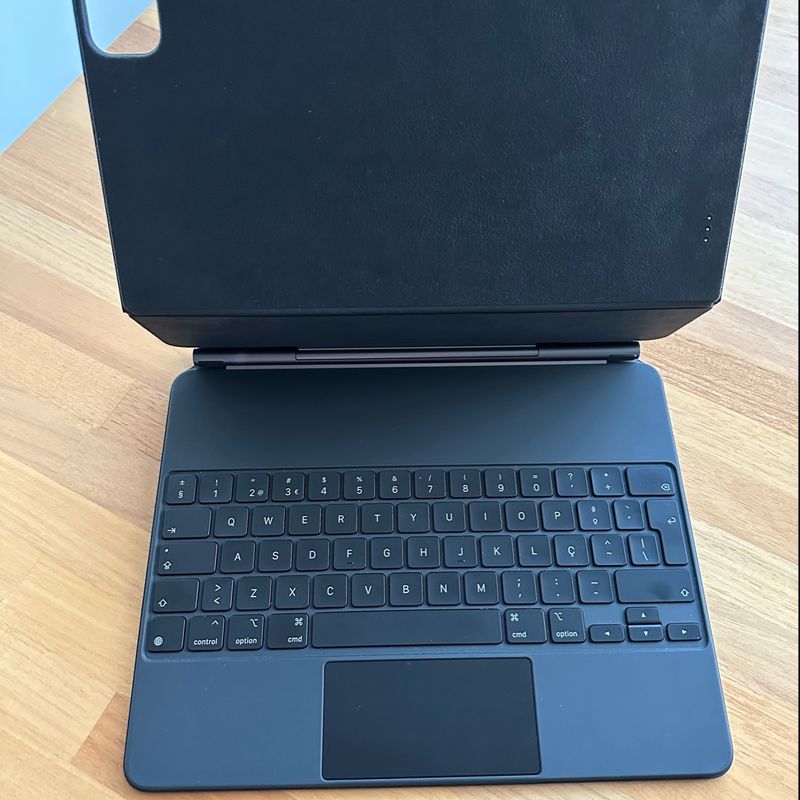 Ipad Pro 12.9 256 Gb 5a Geração com Teclado e Pen Apple. Estado da