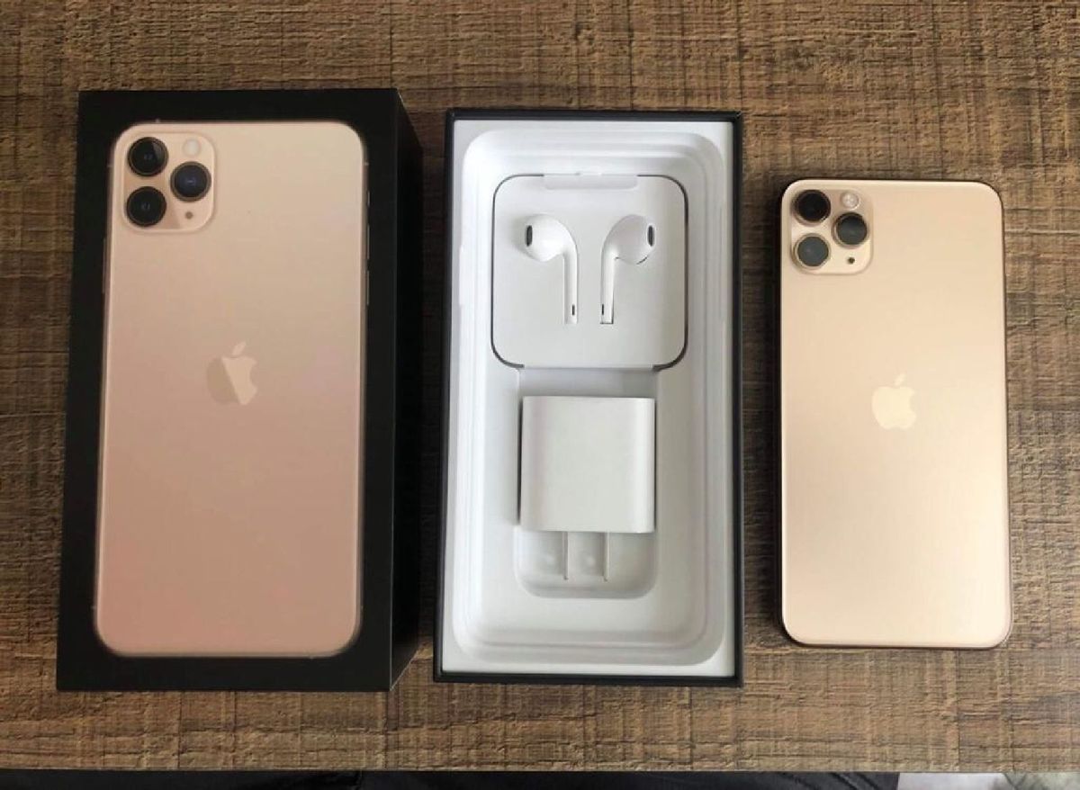 Iphone 11 Pro Max Dourado Vitrine Na Garantia da Apple