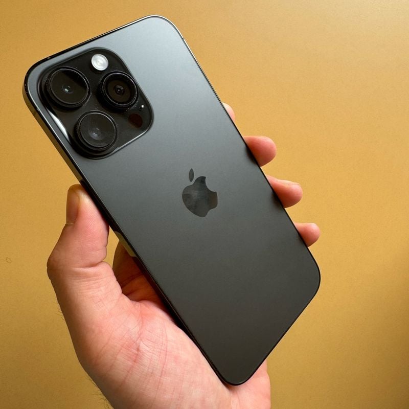 Amazon | 【整備済み品】 Apple iPhone 14 Pro 128GB ディープ