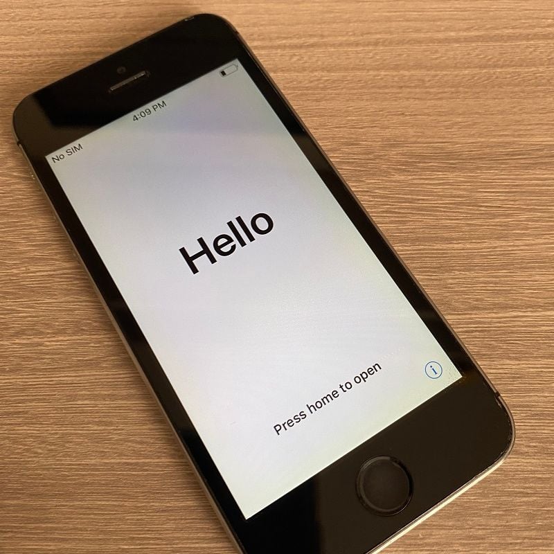 Iphone 5s - 16 Gb - Cinza Espacial | Apple Usado 74042683 Iphone 5s - 16 Gb - Cinza Espacial | Apple Usado 74042683