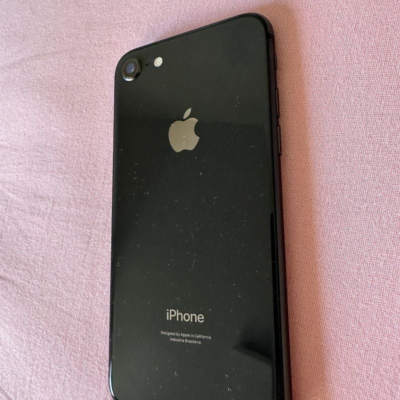 iPhone 8 64GB BLACK (seminovo) – LS