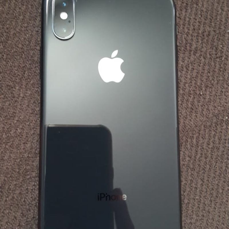 Apple IPhone X | escapeauthority.com