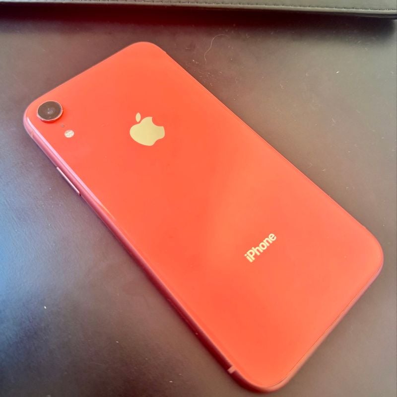 Iphone Xr (64gb) Laranja 78 Bateria C/ Cx e Nf Impecável | Apple