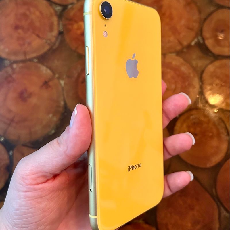 Iphone Xr 64gb Amarelinho | Apple Usado 93990797 | enjoei