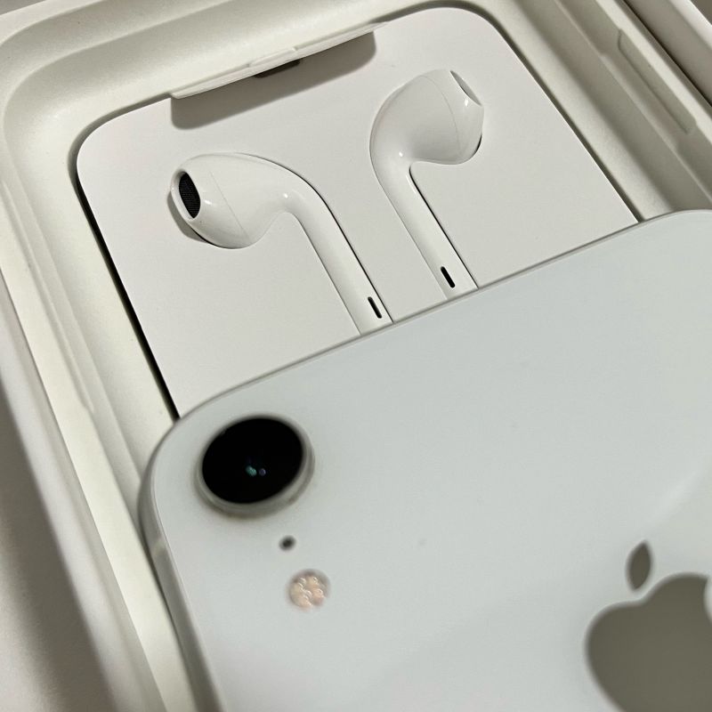 Iphone Xr 64gb Bateria 83%. Impecável! | Apple Usado 97764832 | enjoei