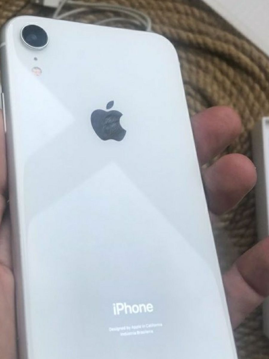 Iphone Xr Apple 64gb Branco Tela De 6 1 Câmera De 12mp Ios Iphone Apple Usado 70075498