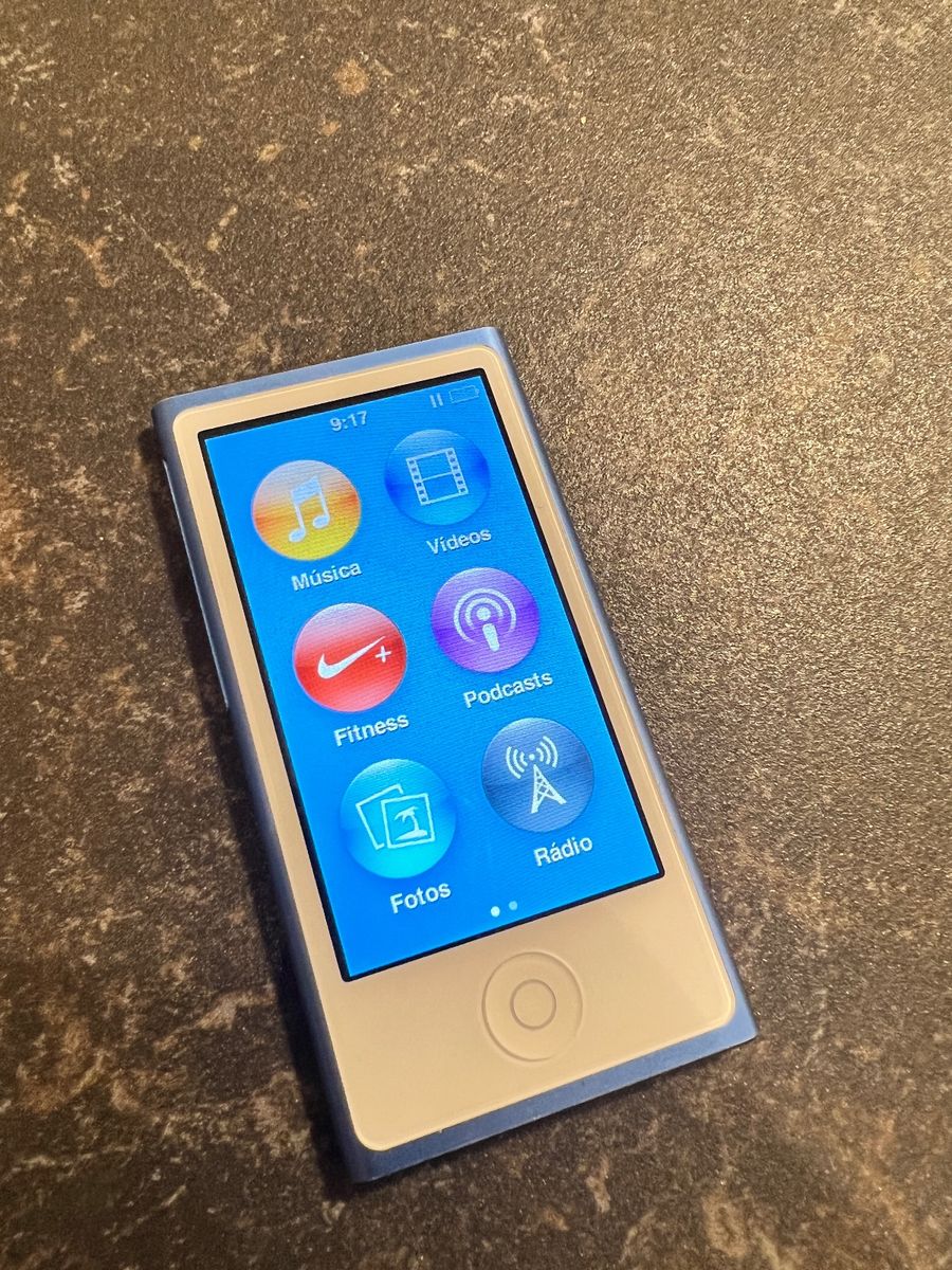 iPod nano 第7世代16GB　A1446